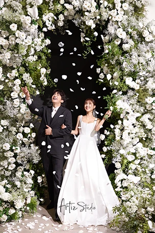 2025-korean-wedding-blossom-love-photoshoot-collection